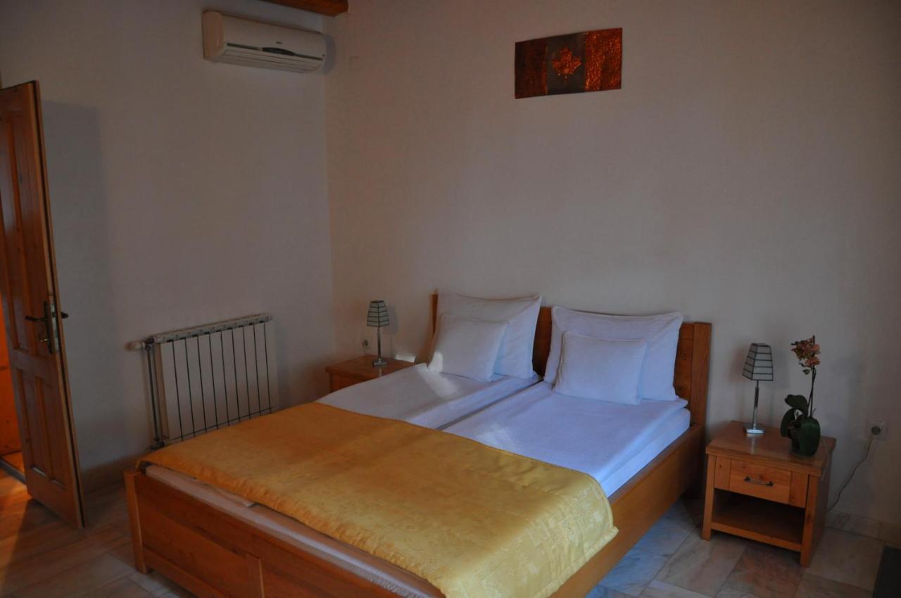 Vila Sara/Adult Only Sovata Εξωτερικό φωτογραφία